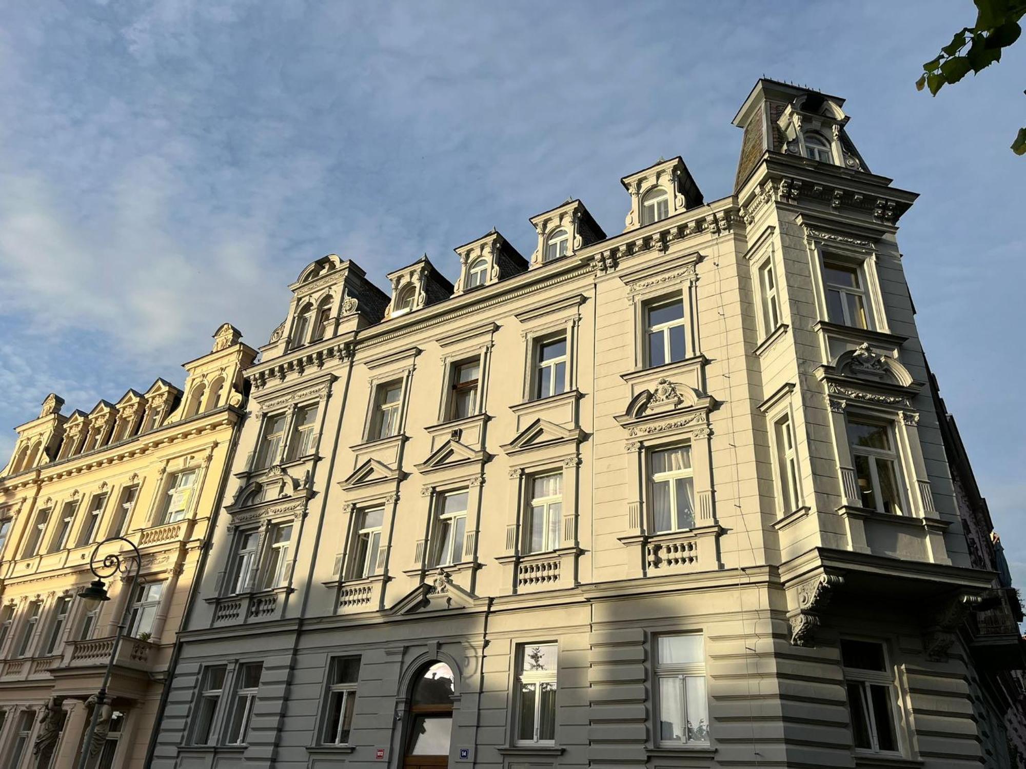 Residence Polonia 卡罗维发利 外观 照片